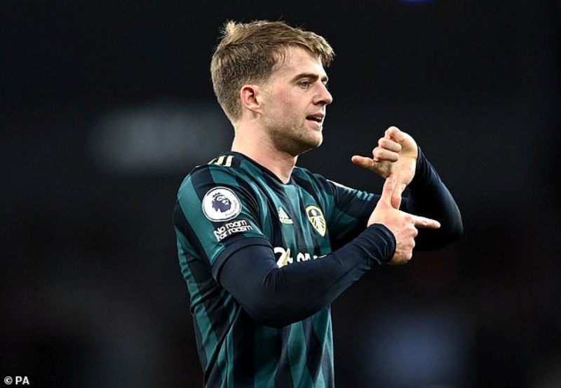 लिड्स युनाईटेडद्वारा एस्टन भिल्ला पराजित, बामफोर्डले गरे ह्याट्रिक