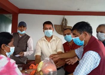 पहिरो पिडितलाई नागरिक परोपकारको सहयोग