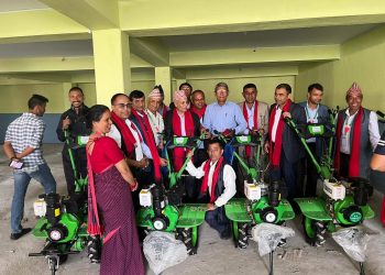 सिलिङ्गे सहकारीद्धारा कृषि सामाग्री बितरण