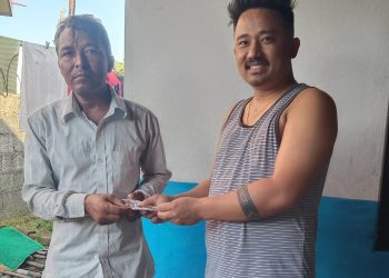 दुबै मृगौला पिडितलाई सहयोग