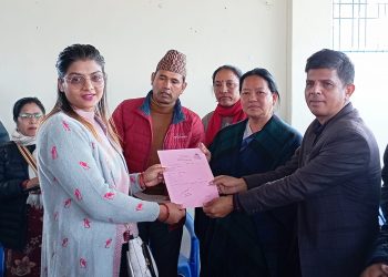 पोखरा १५ का भूमिहीनलाई निस्सा वितरण