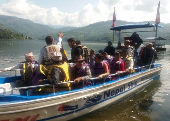 बेगनासतालमा मोटरबोट सञ्चालन