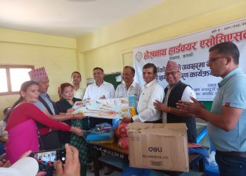 वार्षिकोत्सवको अवसरमा स्टेशनरी सहयोग