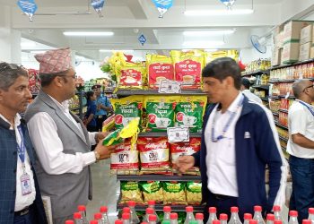 लेखनाथका ६ पसलमा अनुगमन, म्याद नाघेका र अखाद्य वस्तु नष्ट