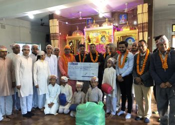 परमार्थनगर क्लवको देउसी भैलोबाट आर्थिक सहयोग र न्यानो कपडा बितरण