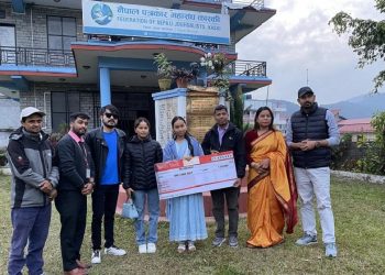 पत्रकार त्रिभुवन पौडेल अक्षयकोषमा राईले दिए १ लाख