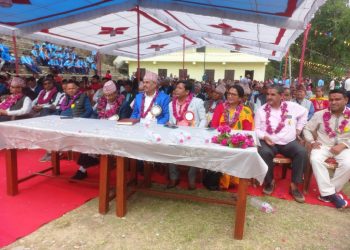 हाम्रो विद्यालय हामीले नै बनाउनु पर्छ : प्रमुख आचार्य