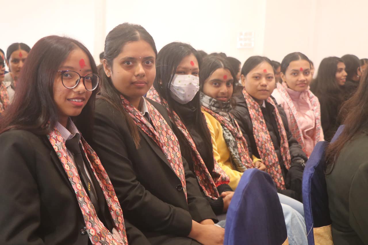 त्रिवेणी इन्टरनेशनलमा विविएस प्रथम बर्षका विद्यार्थीलाई स्वागत