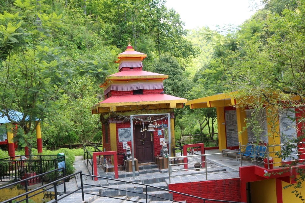 तीनखोलेदेवी मन्दिर