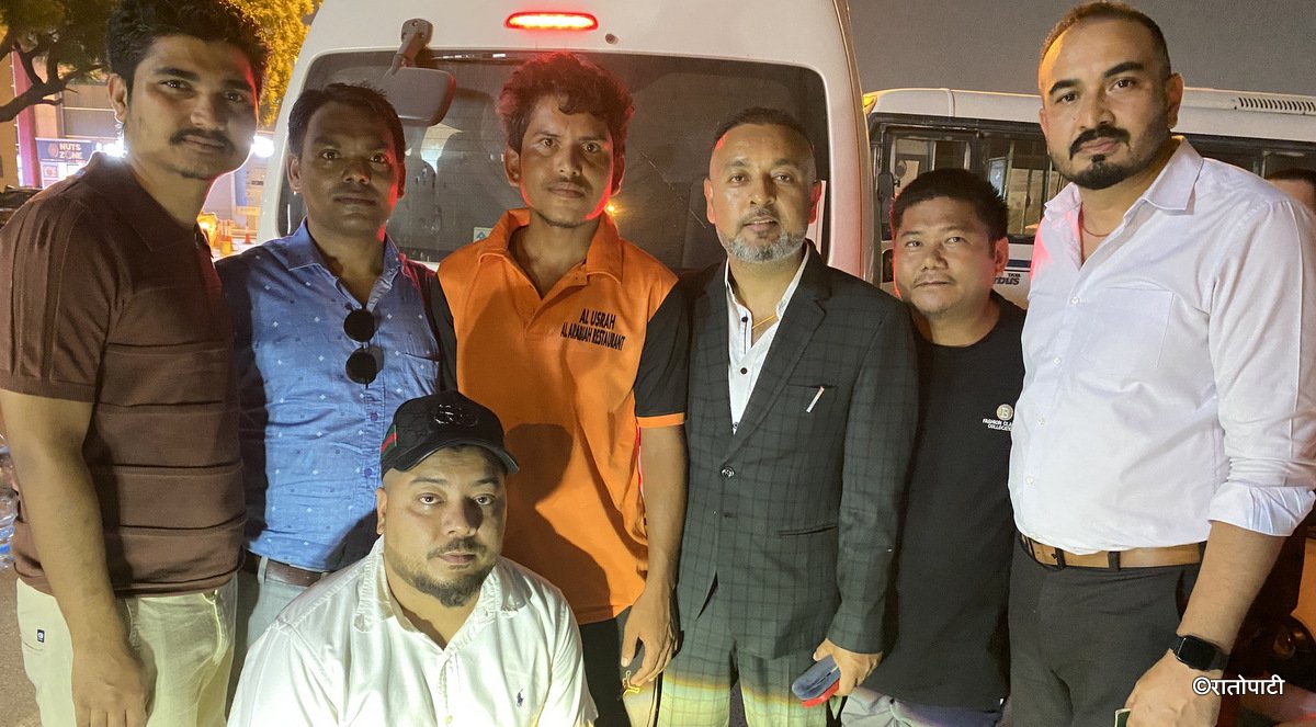 यूएईमा अलपत्र परेका रानाभाटलाई वडाध्यक्ष थापा द्वारा उद्धार, आफ्नै खर्चमा नेपाल ल्याउने